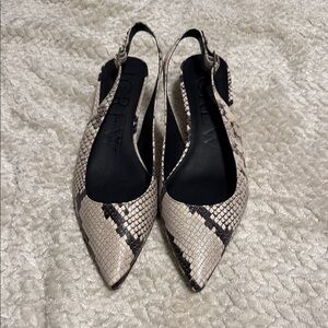 Tried on women’s 8 jcrew Snake Print Slingback Women Shoes